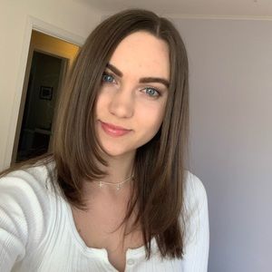 Meet your Posher, Alyssa